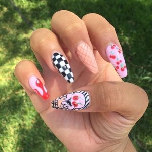 Meet your Posher, Annette